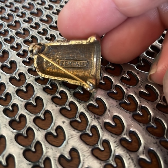 VTG ZENTALL Brooch - Picture 2 of 2